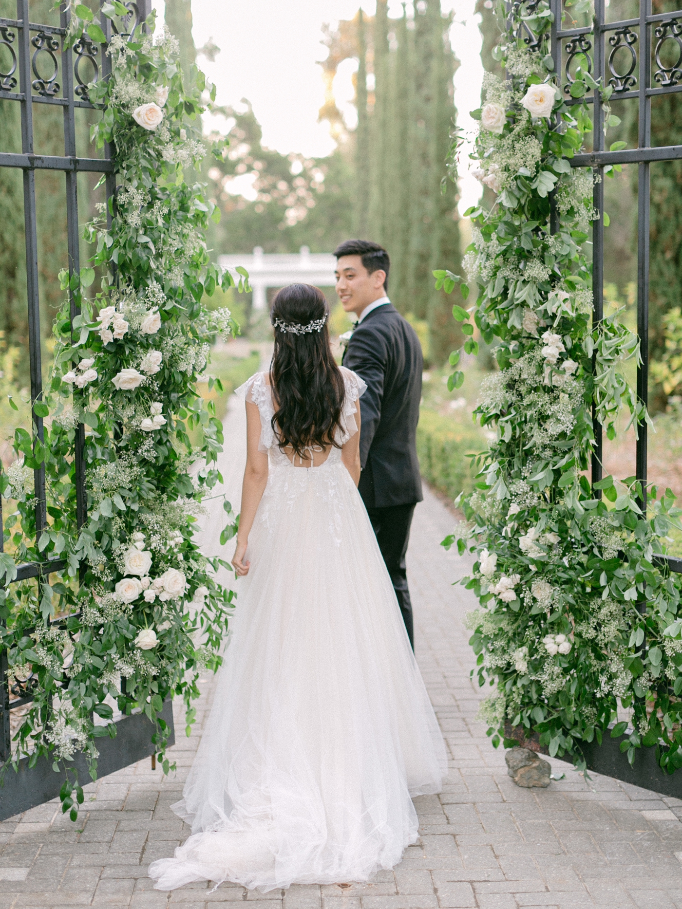 Bride and groom portraits at Villa Montalvo